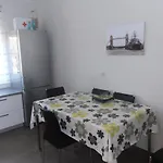Apartment By The Sea - 7189 Umag