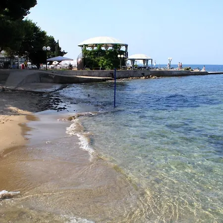 By The Sea - 7189 *